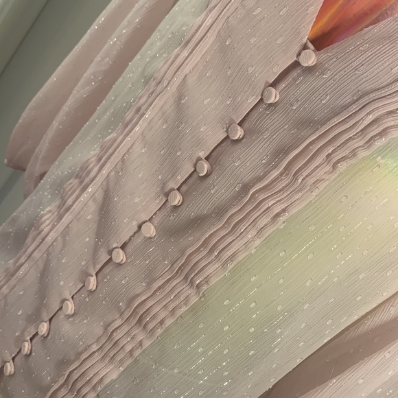 EXPRESS Glinda Good Witch Vibes Top - Picture 10 of 12